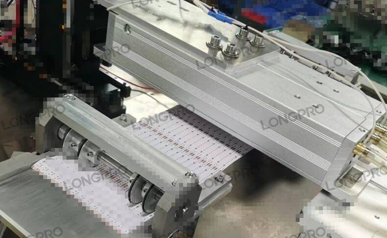 紅外加熱焊接.jpg 紅外加熱焊接.jpg